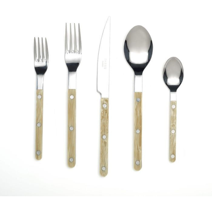 Bistro Horn Collection