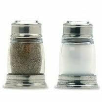 Salt and pepper set