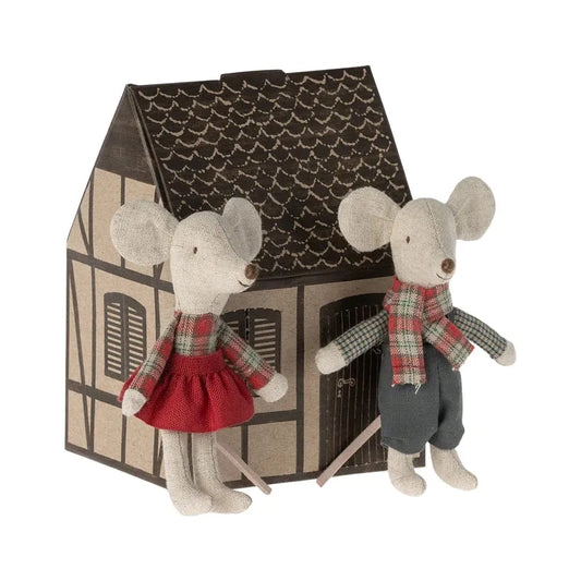 Winter Mice Twins